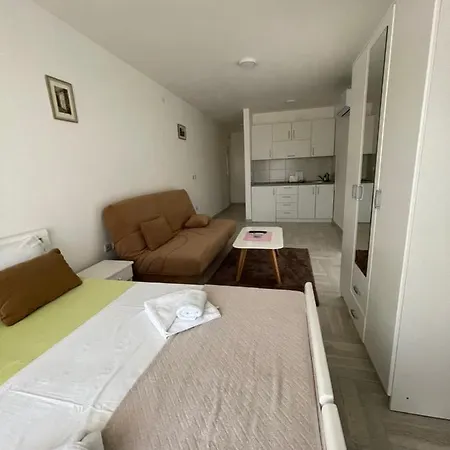 Apartment Luna *